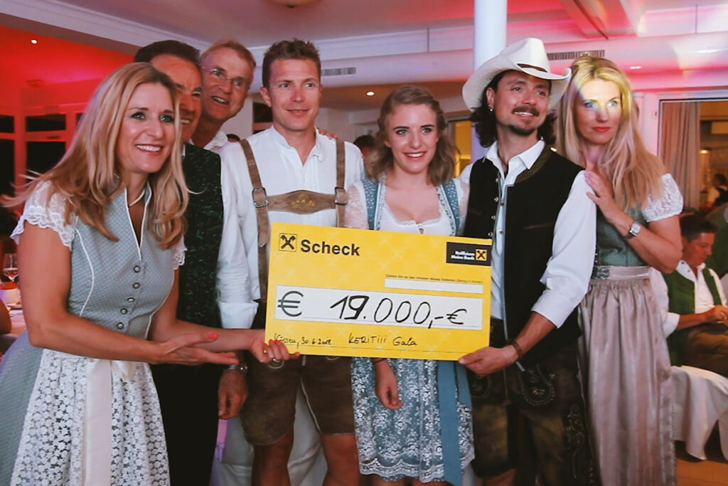 galerie-q-68-buehne-tirol-scheck